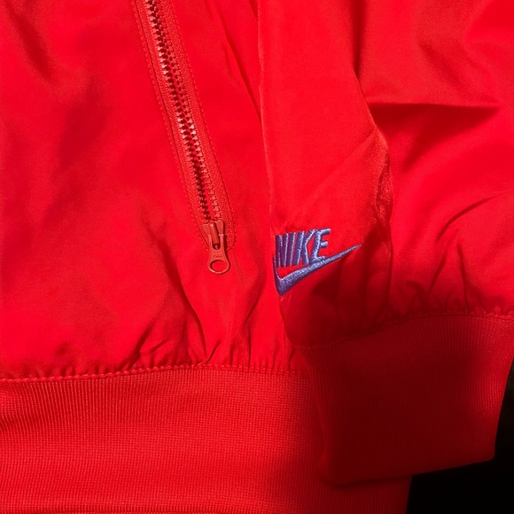 Nike jacket - Picture 3 of 10